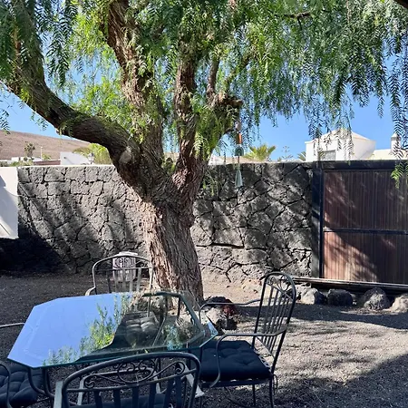 Lovely Atienza 99 With Hot Tub Nyaraló Playa Blanca