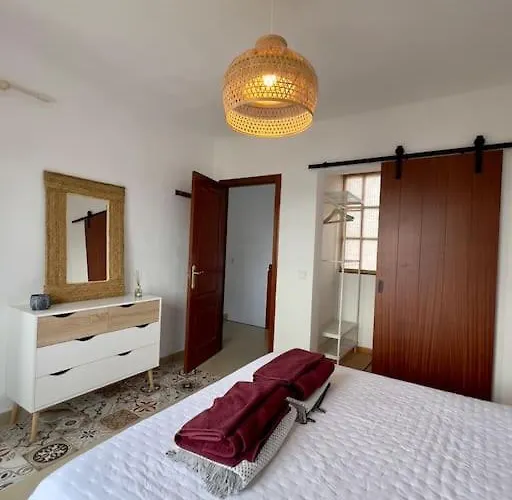 Lovely Atienza 99, Communal Pool, Private Hot Tub بلايا بلانكا