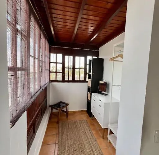 بيت للعطل Lovely Atienza 99, Communal Pool, Private Hot Tub بلايا بلانكا