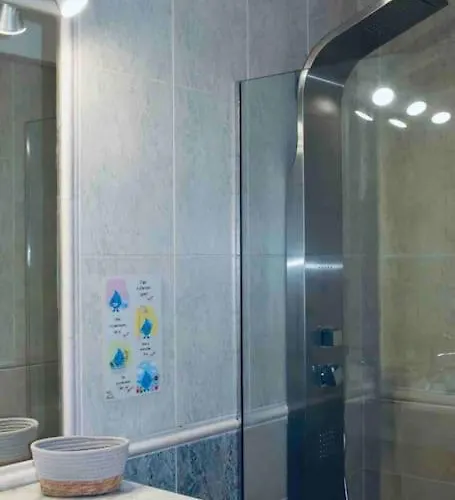 بيت للعطل Lovely Atienza 99, Communal Pool, Private Hot Tub