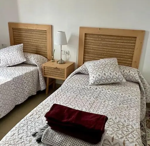 Lovely Atienza 99, Communal Pool, Private Hot Tub بلايا بلانكا